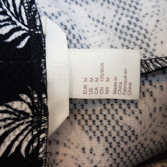 H&M - Skirt - Picture 3 of 3